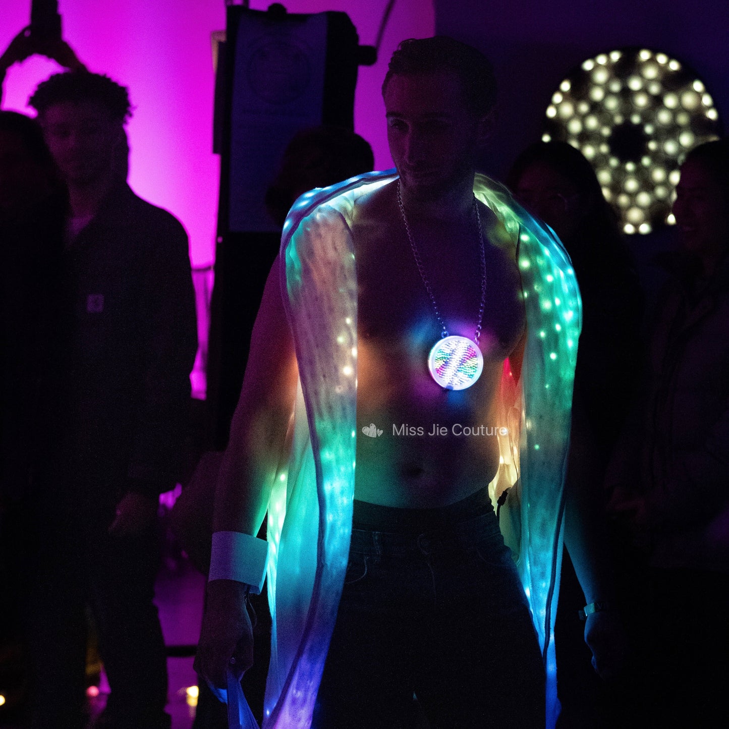 Pendant infinity mirror