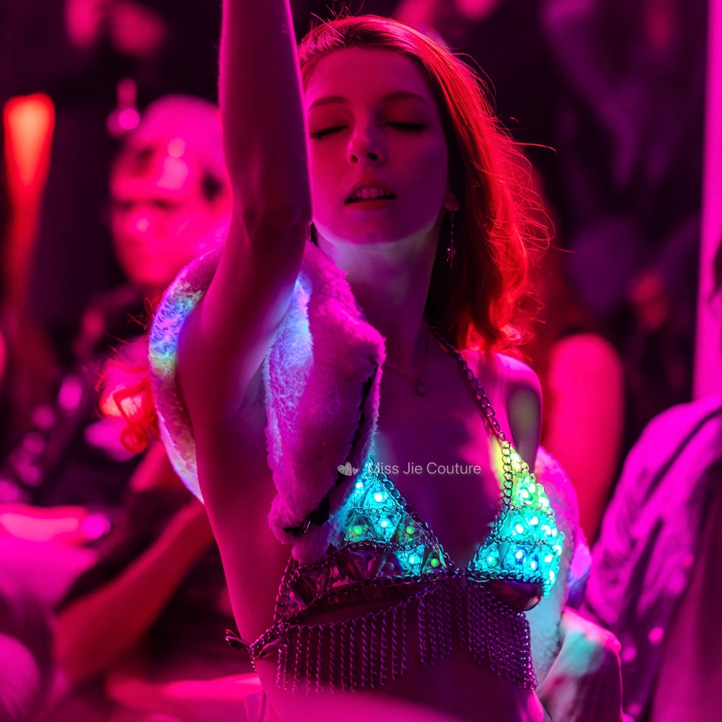 LED Bailee chain Bra