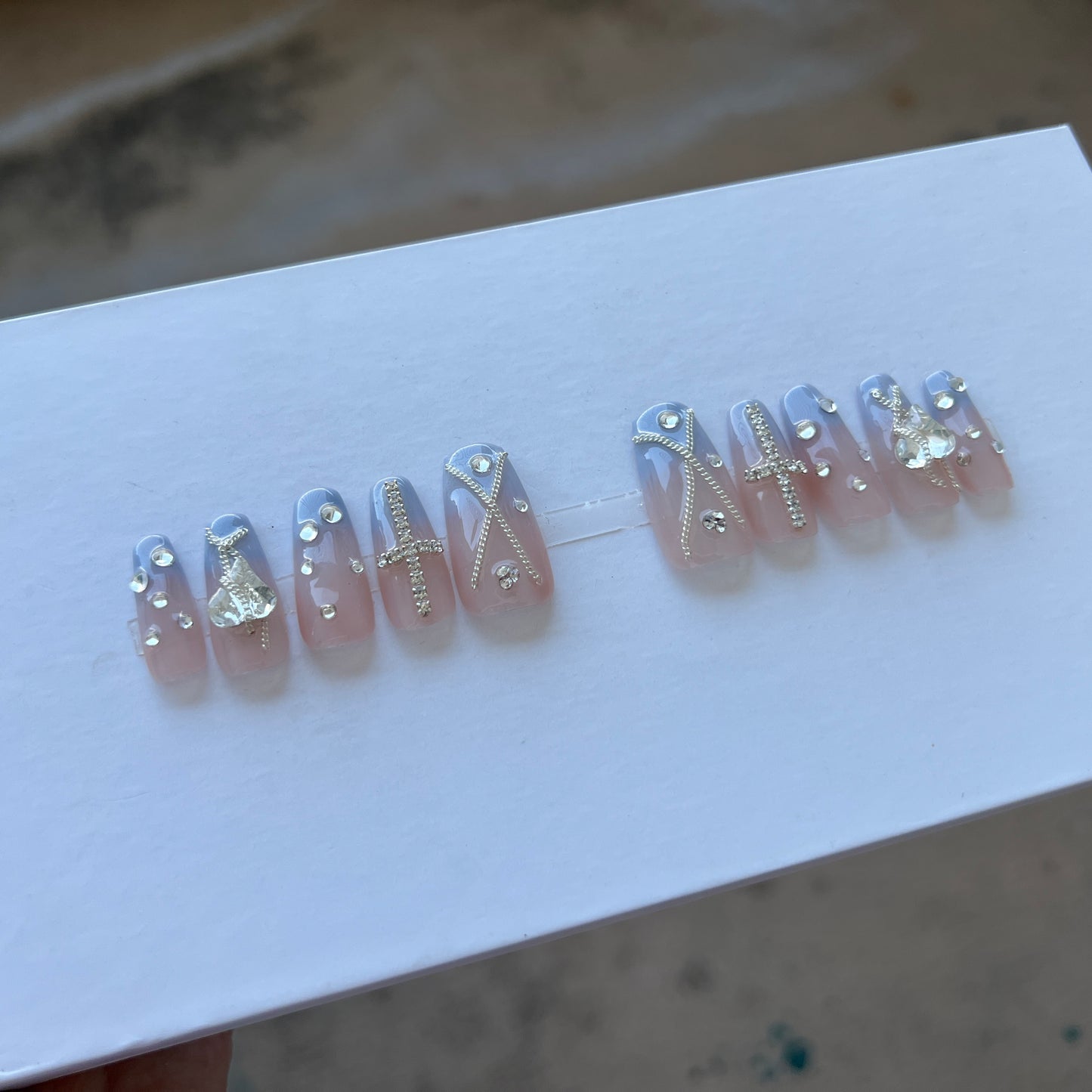 10 pcs luxury Gradient light blue coffin fake press on nail customized nail flash diamond cross Rhinestones