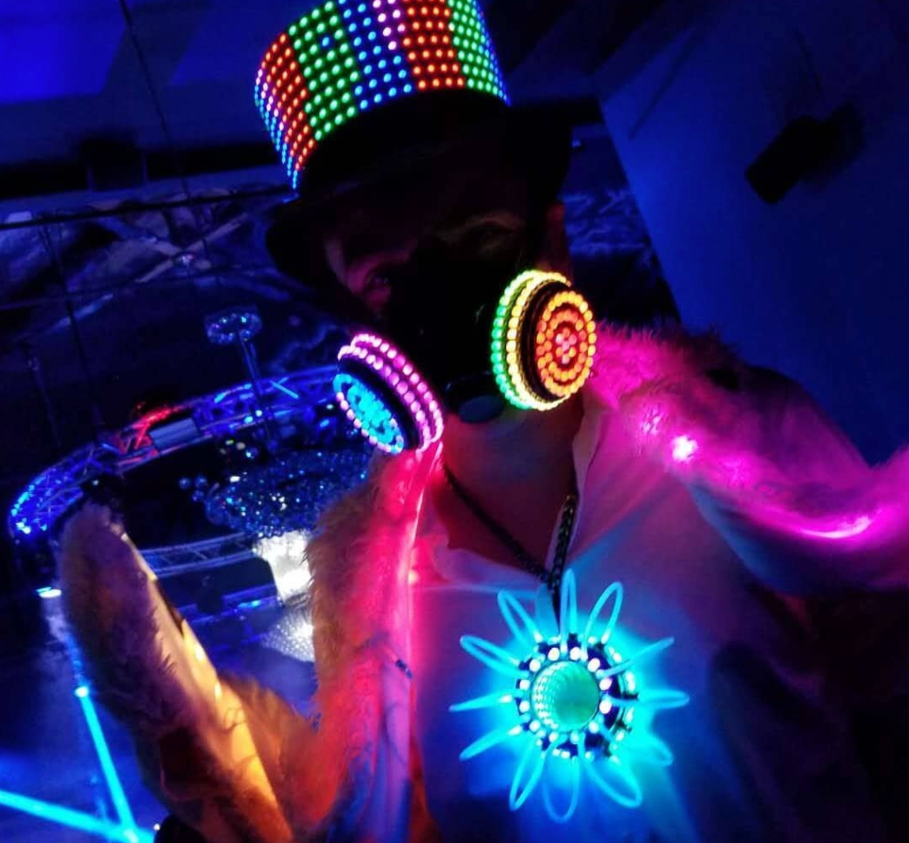 LED Mask with Pixel Diffusers