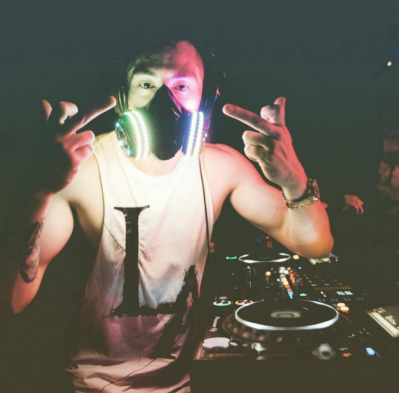 LED Mask with Side Lights