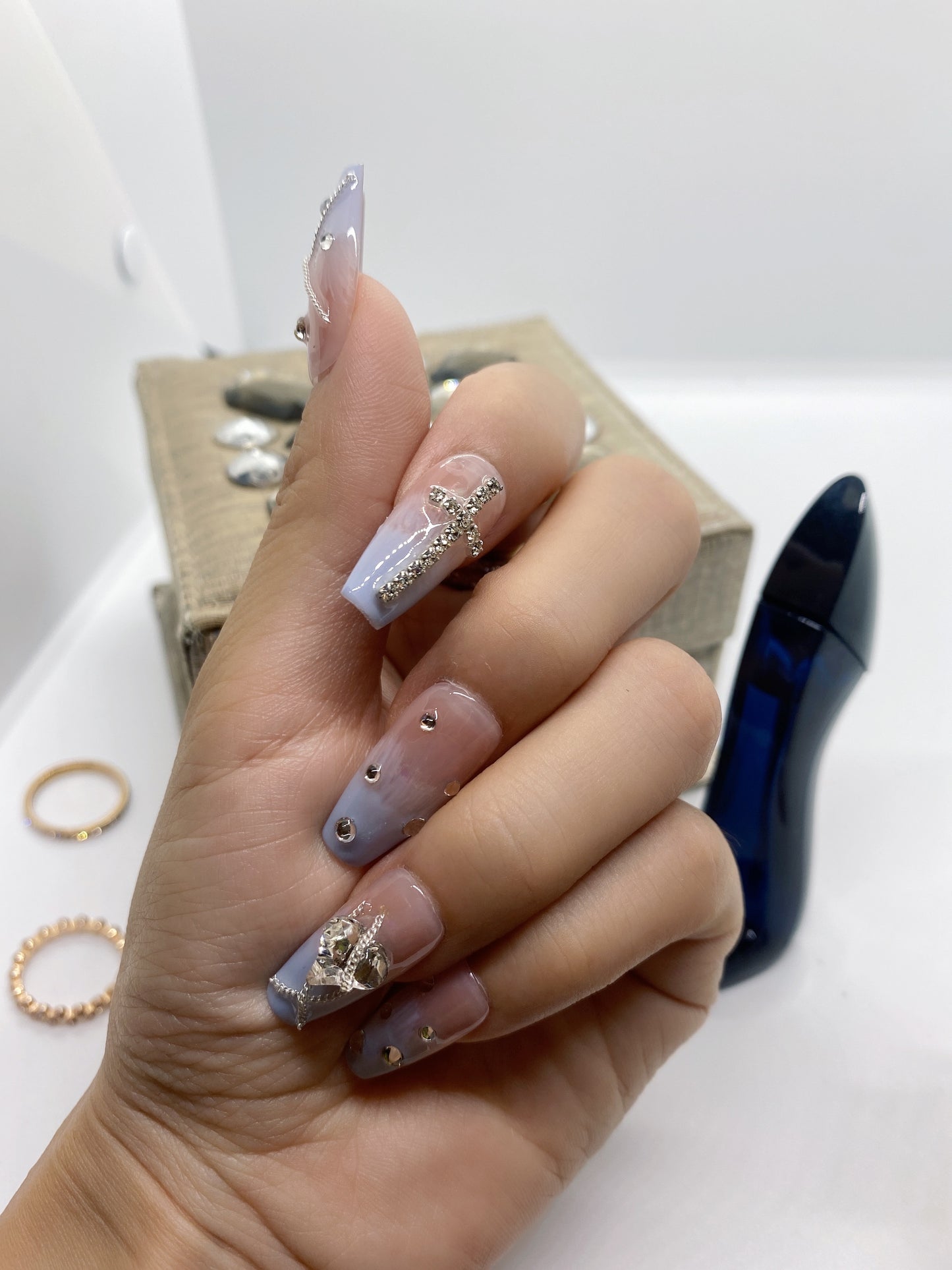 10 pcs luxury Gradient light blue coffin fake press on nail customized nail flash diamond cross Rhinestones