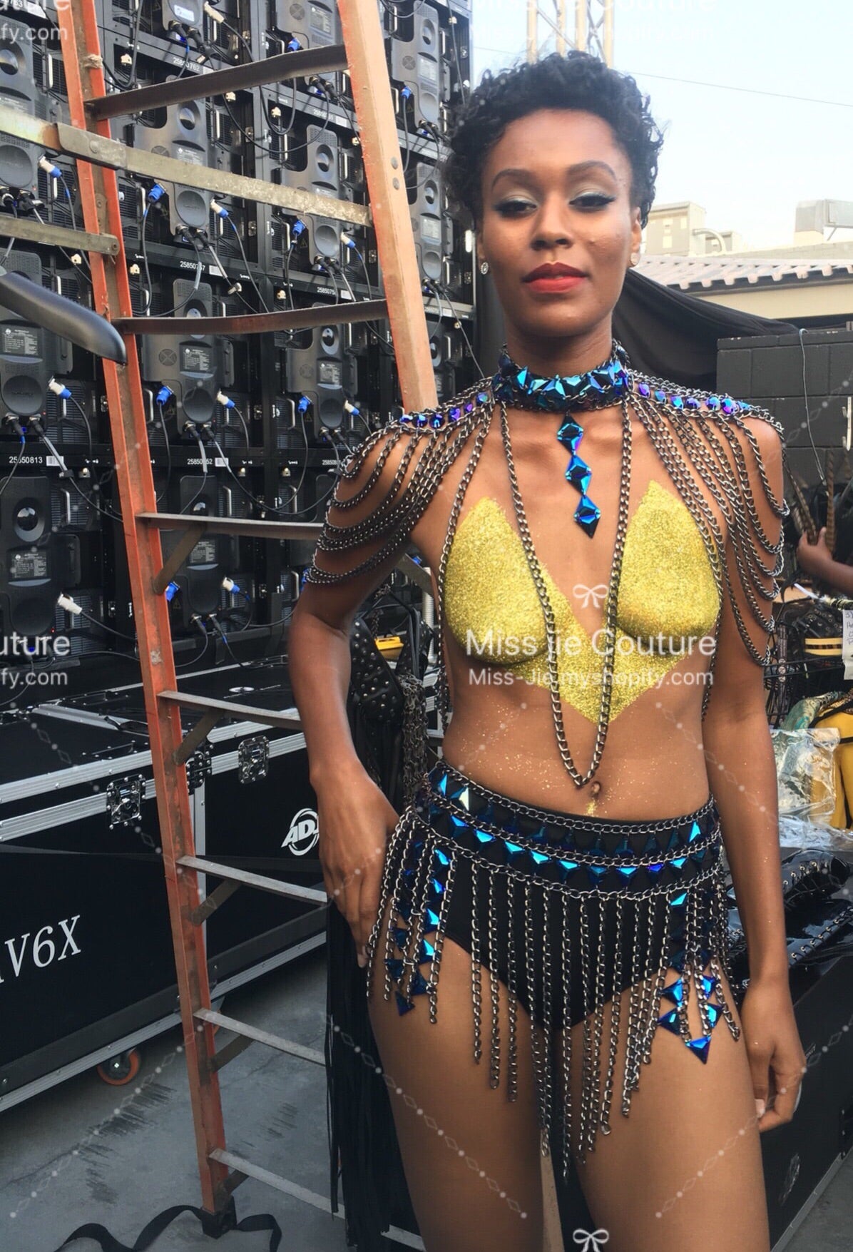 Runway Look- chante Royal blue chain skirt