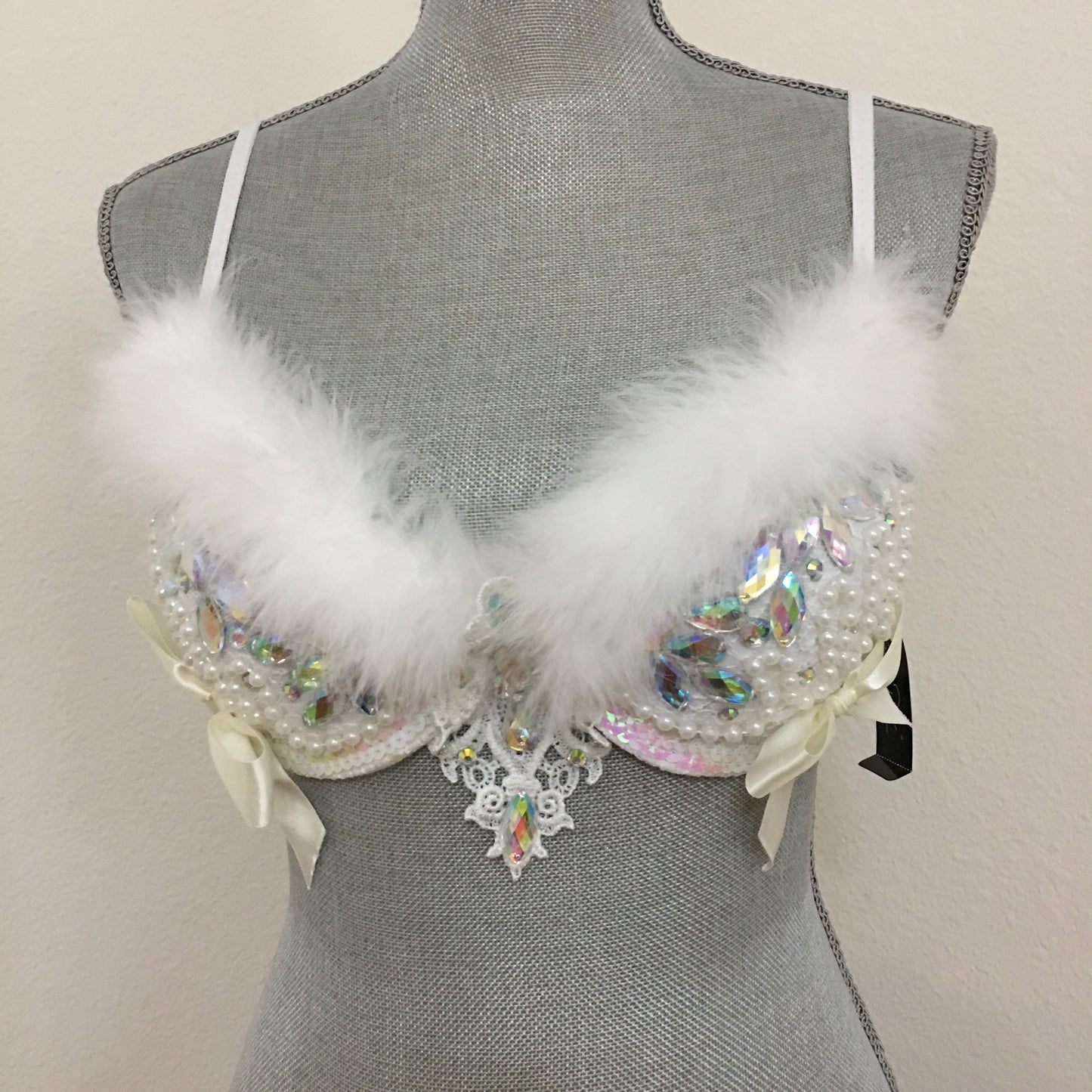 white rabbit rave bra