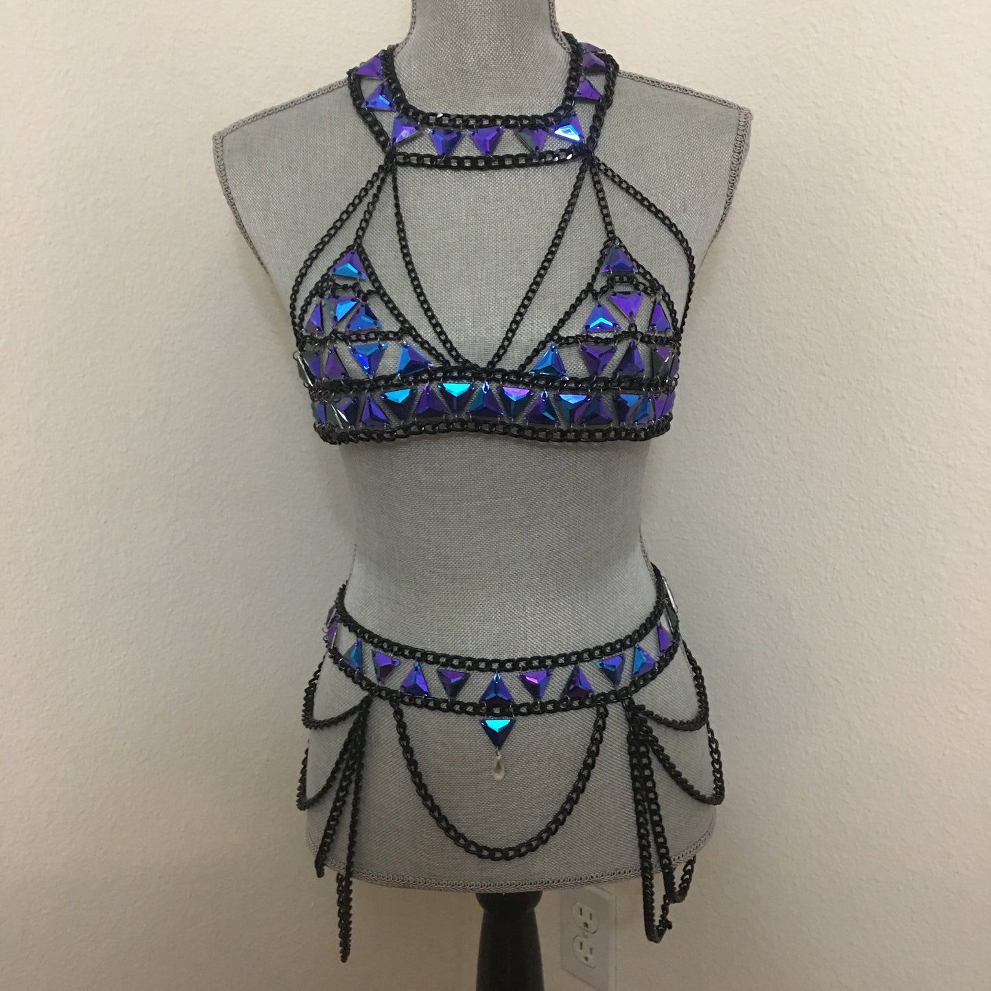 Sarah electric blue bralette chain Set