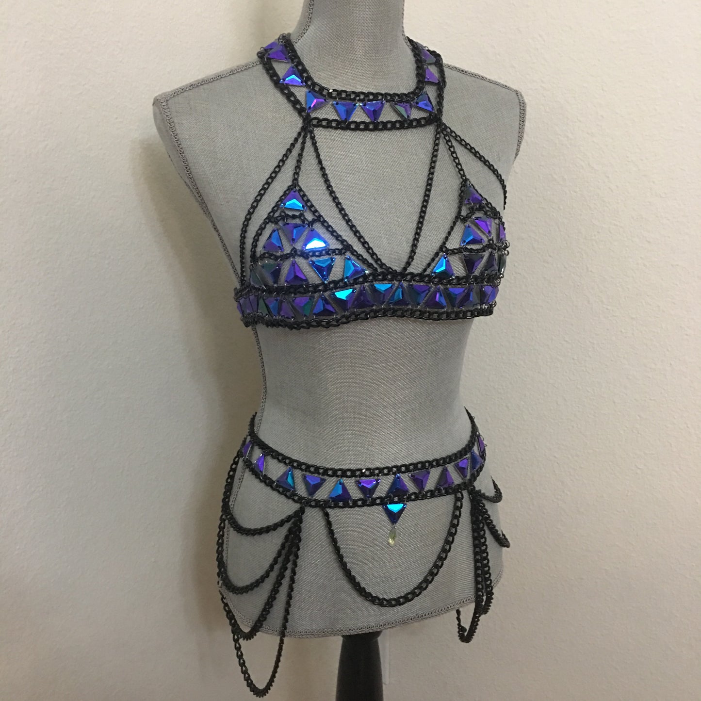 Sarah electric blue bralette chain Set