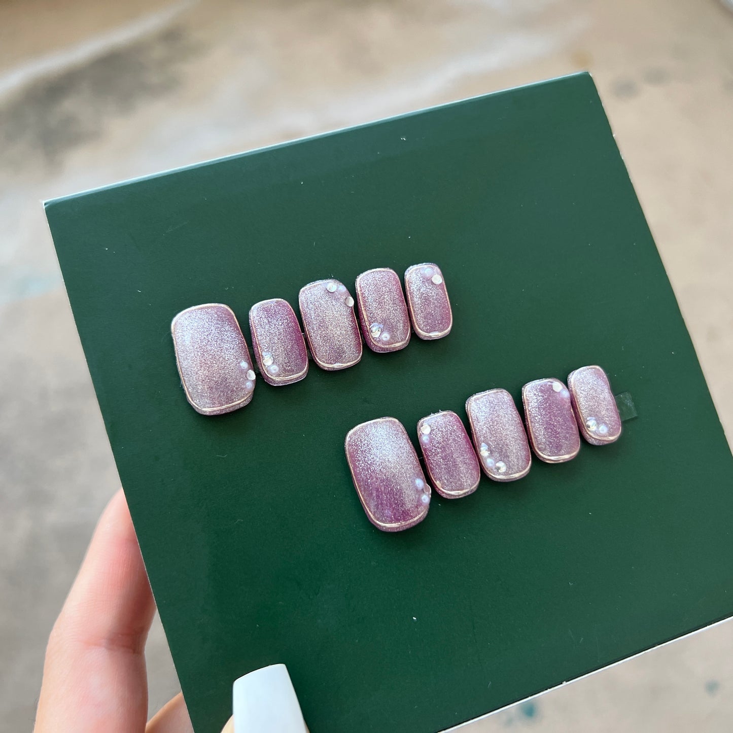 Purple Cat Eye with Pearl Gel Press on Nail