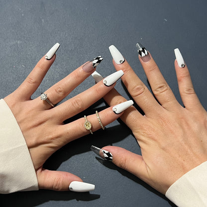 Modern black white Gel Press on Nail